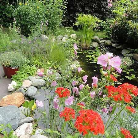 Ruhige Wohnung Mit Schoenem Eigengarten In Seeboden Am Millstaettersee Zewnętrze zdjęcie